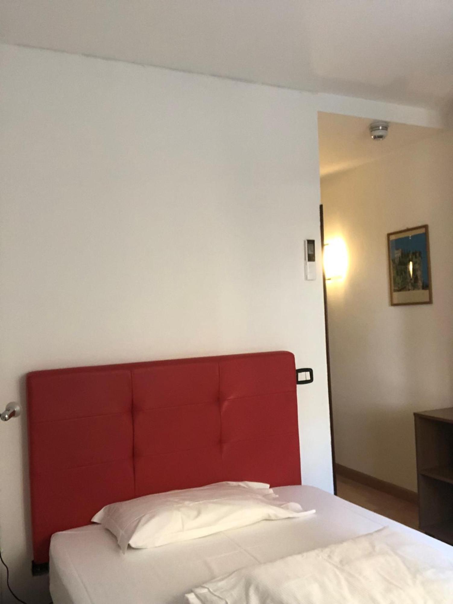 Hotel Sole Holiday Арко Екстер'єр фото