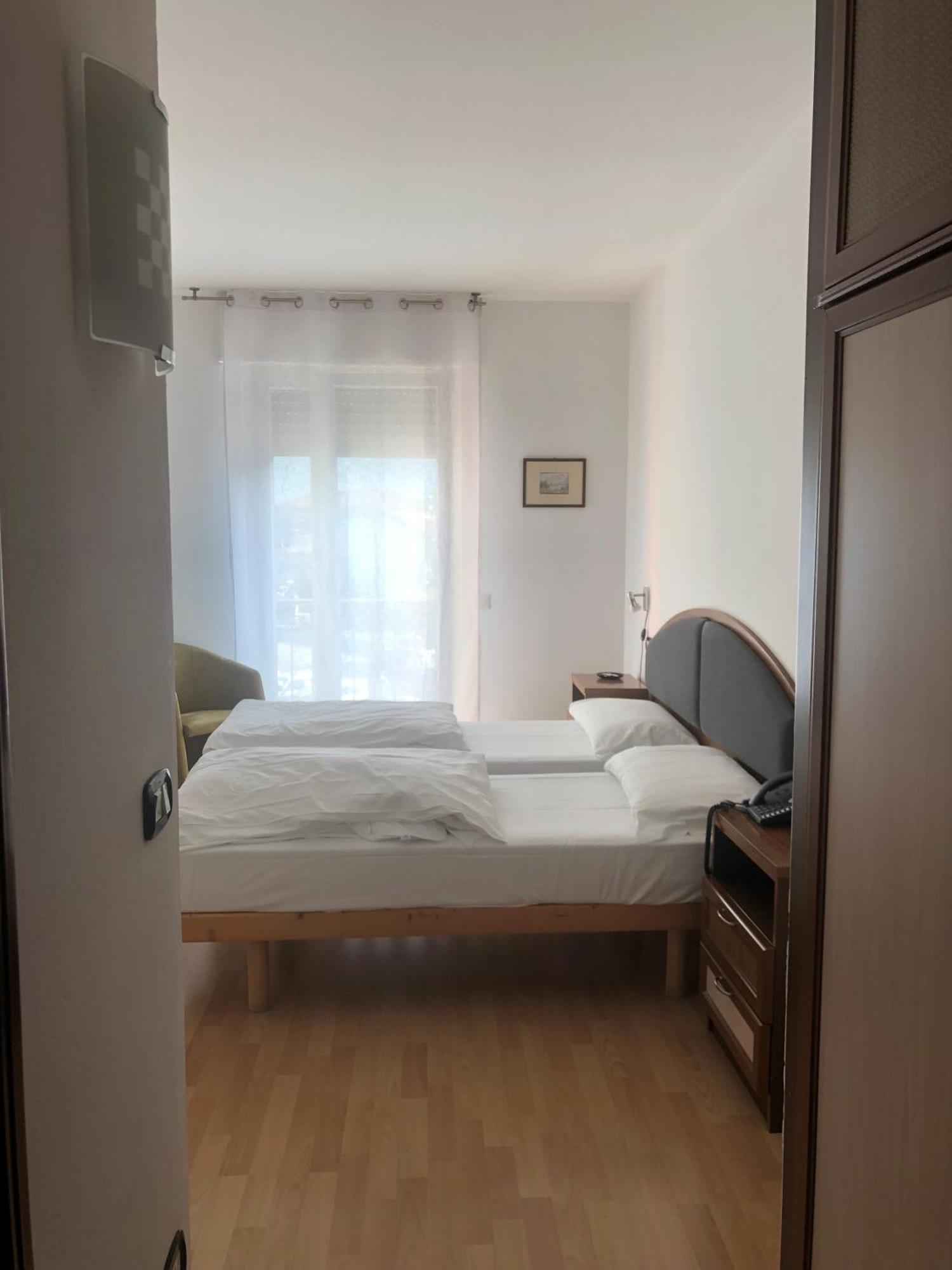 Hotel Sole Holiday Арко Екстер'єр фото