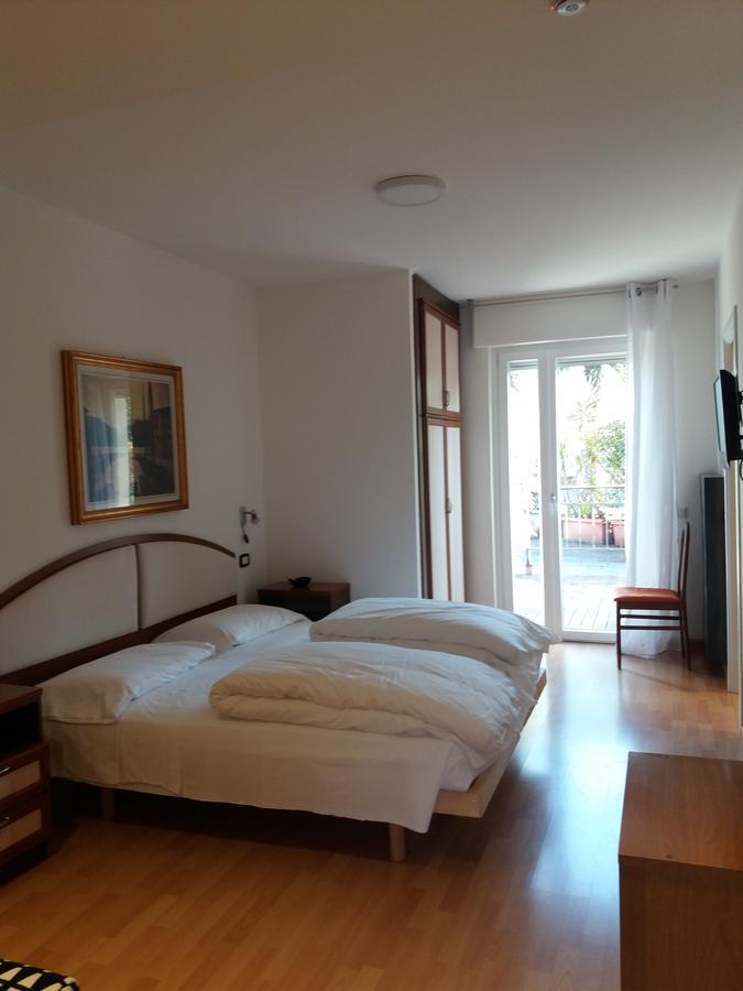 Hotel Sole Holiday Арко Екстер'єр фото