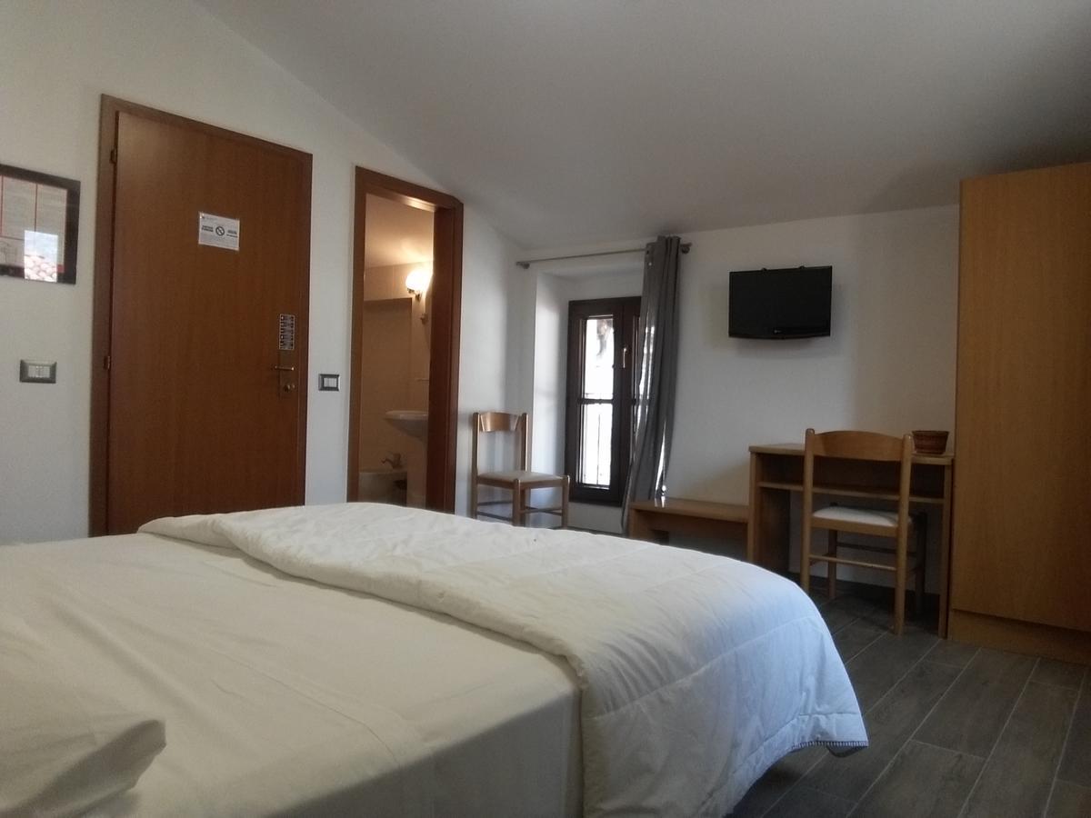 Hotel Sole Holiday Арко Екстер'єр фото