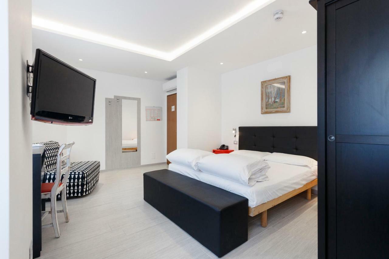 Hotel Sole Holiday Арко Екстер'єр фото